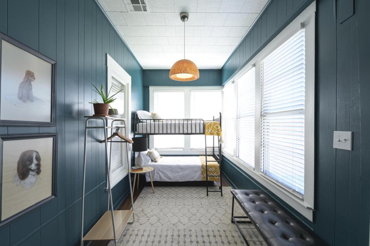 Restored 1930S Uptown Bungalow 2 Min. To Magnolia واكو المظهر الخارجي الصورة